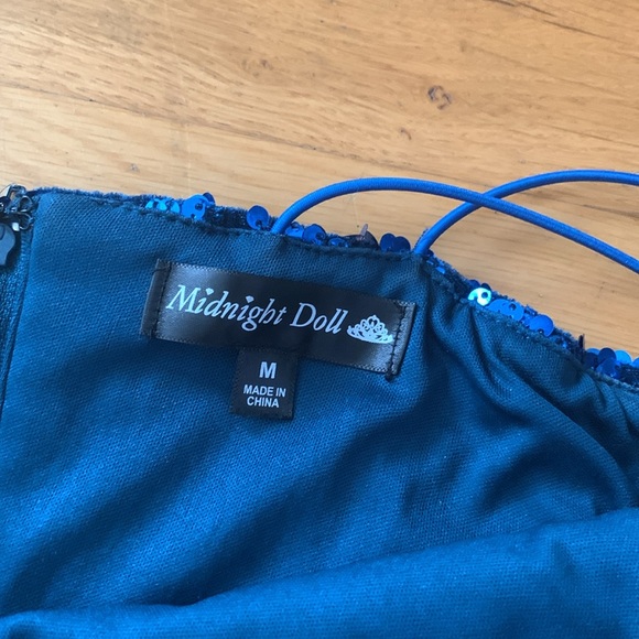 Sparkly blue homecoming dress - Picture 3 of 5